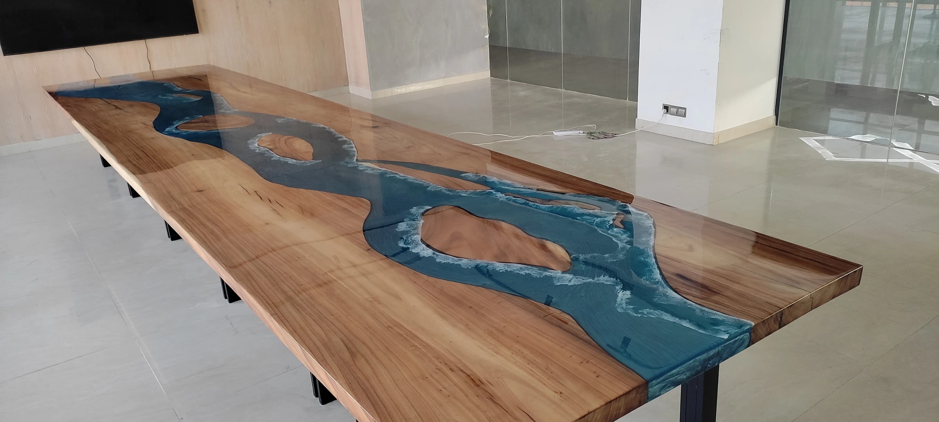 Epoxy Deep pour 3d ocean wave table