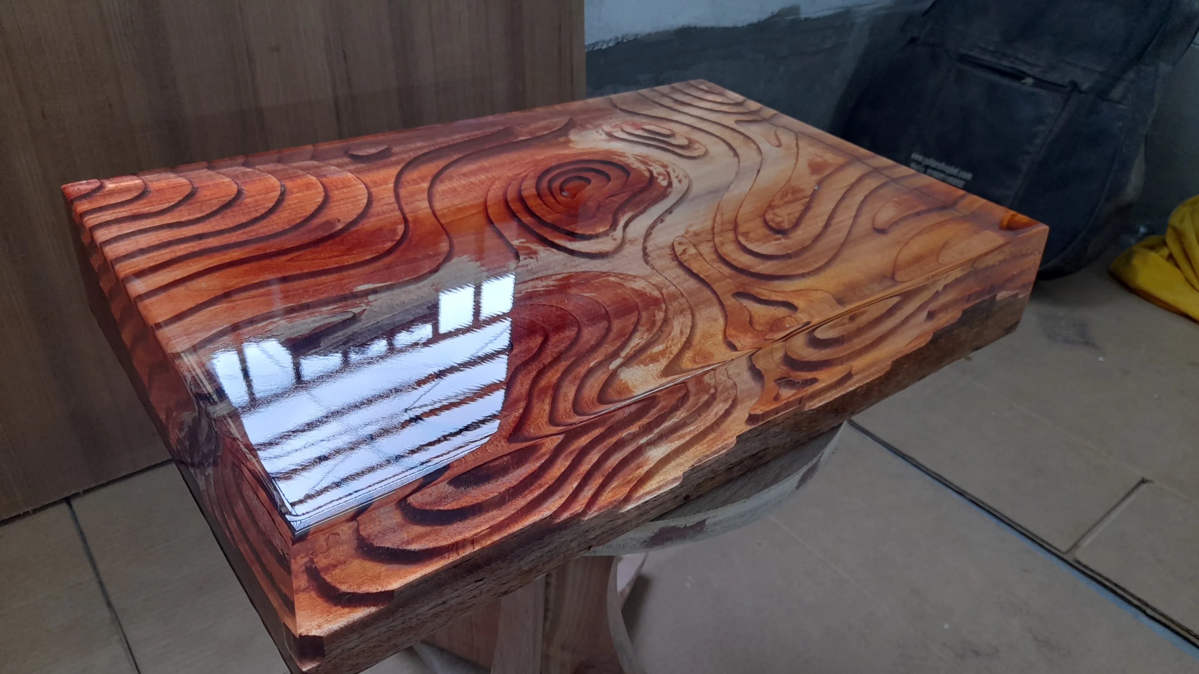 Epoxy Deep pour Bed side table Top